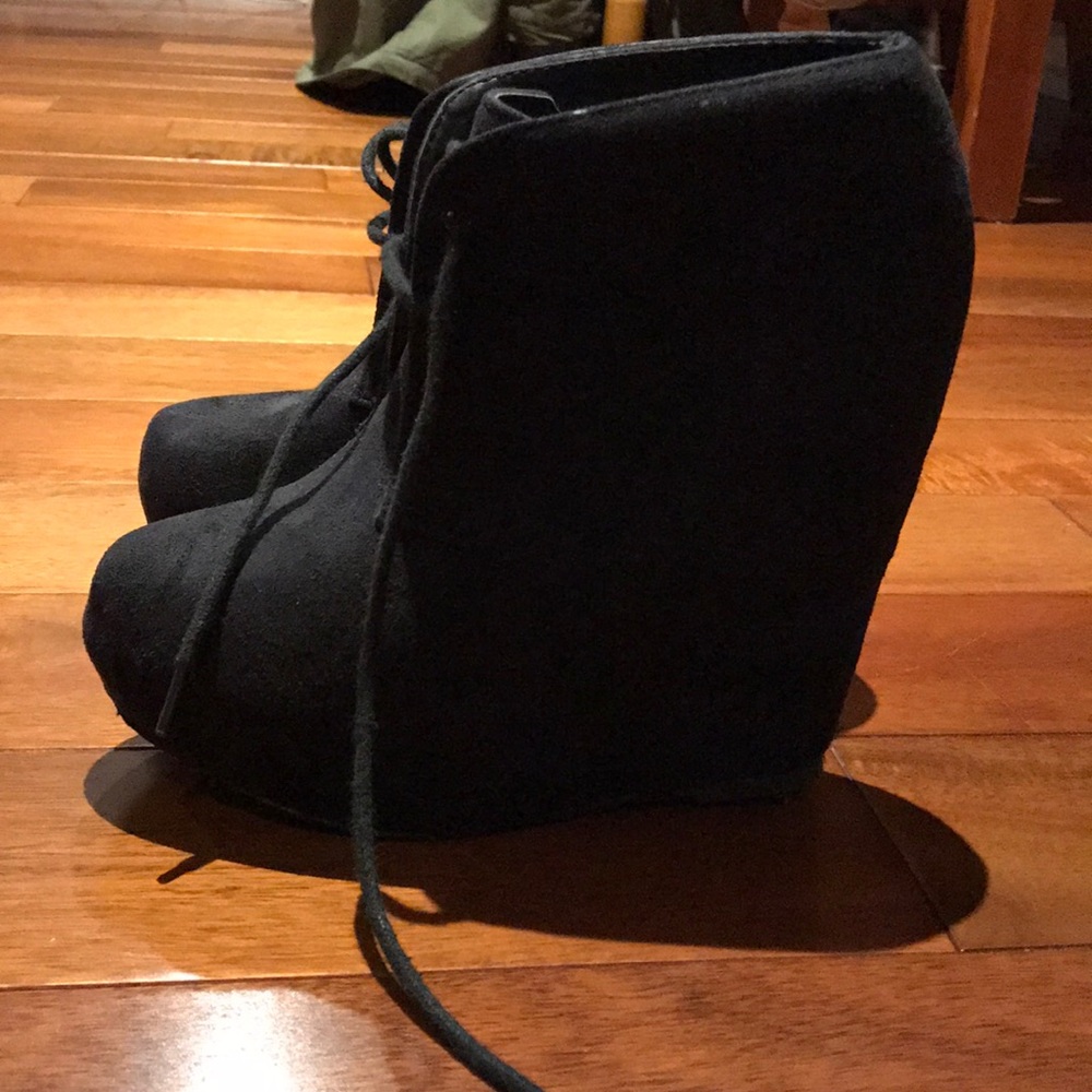 Steven Madden booties